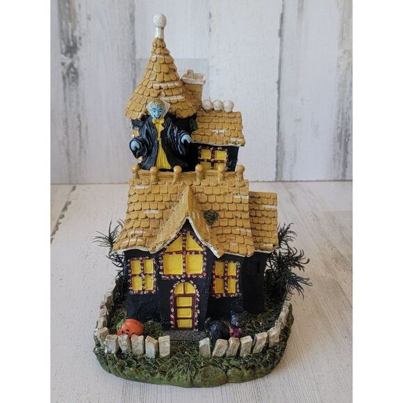 Spookyside Estates fiber optic Dracula Halloween light up house - Picture 2 of 14